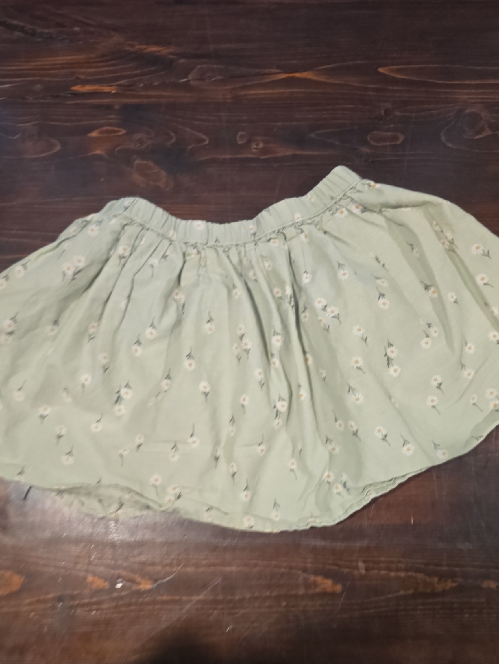 ​H&M Sage Green Daisy Floral Skater Skirt - 2T